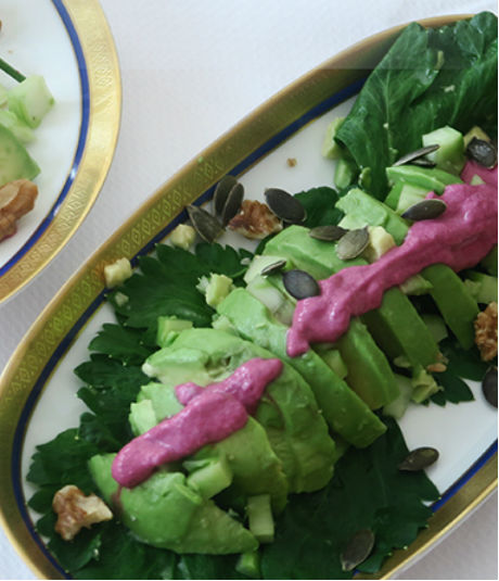 Receta de carpaccio de aguacate con salsa rosa