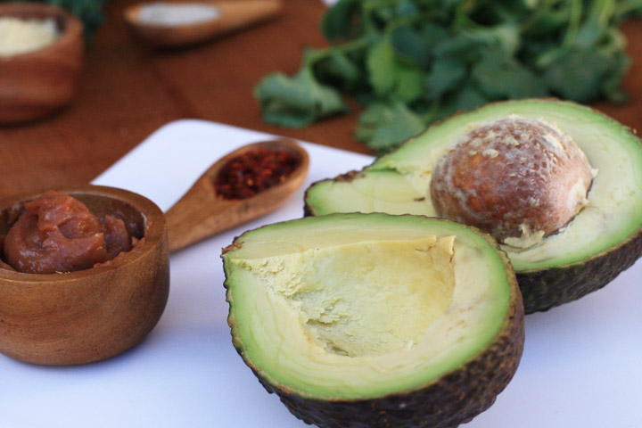 El aguacate, fruta ideal para untar en vez de alimentos más calóricos como la margarina o mantequilla