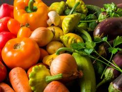9 frutas y verduras para disfrutar durante el verano